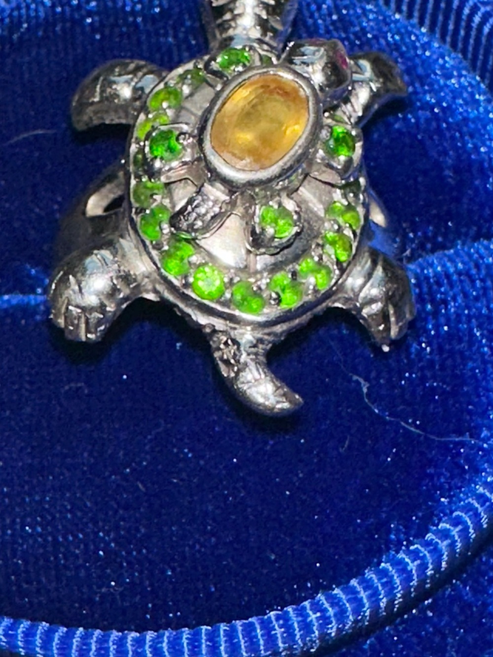 Sterling Silver Mama Turtle and Baby Ring 8